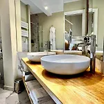 Renascentia In - Adults Only Bed & Breakfast