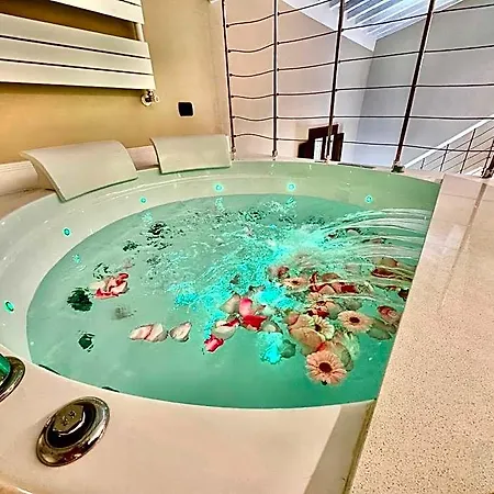 فندق مبيت وإفطار Renascentia In - Adults Only 4*