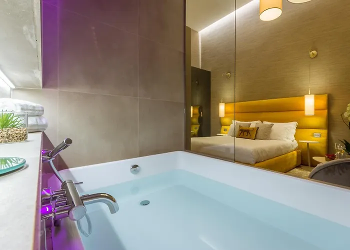 Renascentia In - Adults Only Couette-café