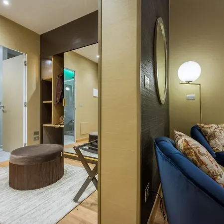 Renascentia In - Adults Only 4*