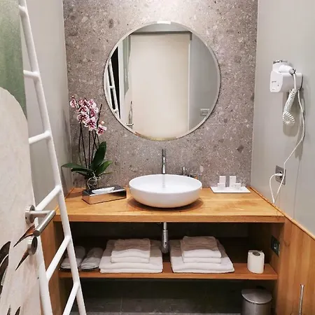 Renascentia In - Adults Only Bed and Breakfast