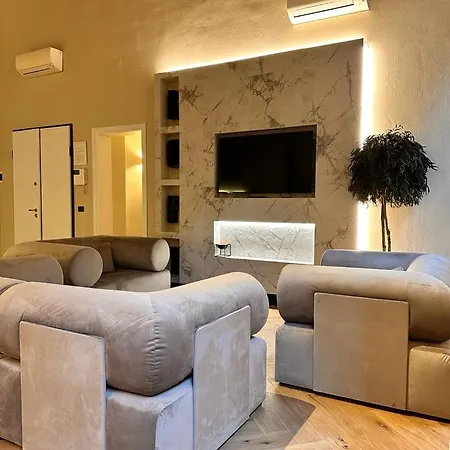 Renascentia In - Adults Only 2* Florence