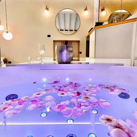 Renascentia In - Adults Only Bed and breakfast